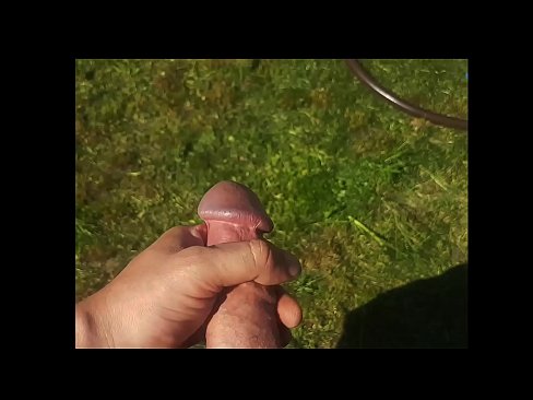 ❤️ Heit týpa lætur bleiku kisuna sína helvíti og kemur með sprautu í sumargarði ️ Endaþarmsmyndband á is.xxxpornolive.ru ❤